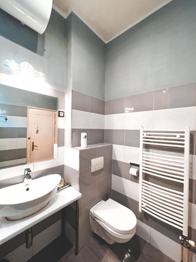White Owl Hostel *